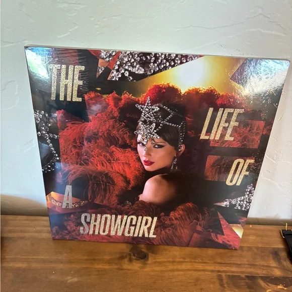 Taylor Swift- The Life of a Showgirl Vinyl - Picture 1 of 5